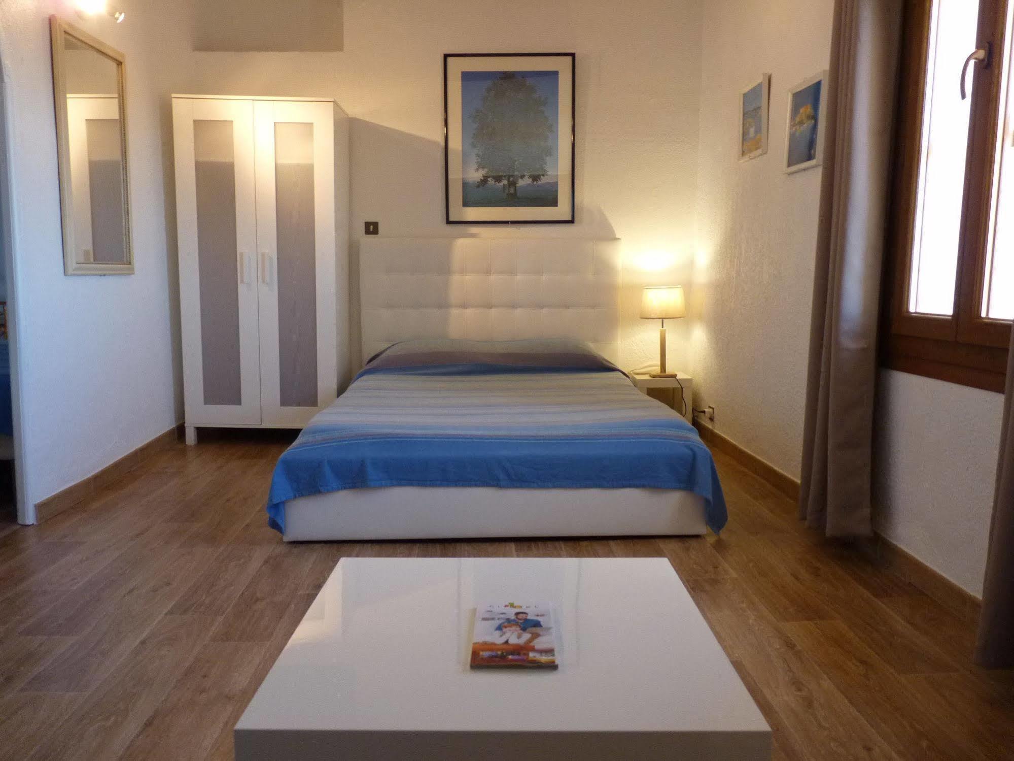 Hotel Du Soleil Hyères Dış mekan fotoğraf